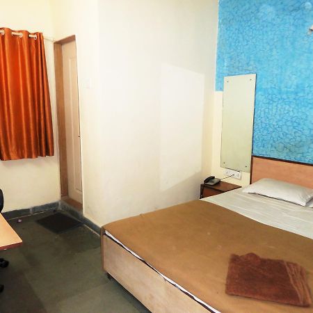Ashtavinayak Residency Hotel Púna Kültér fotó