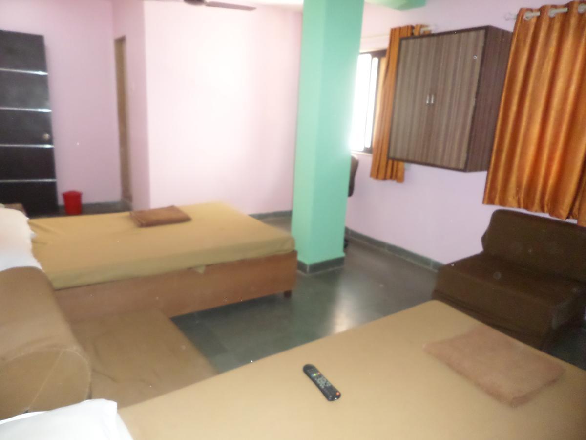 Ashtavinayak Residency Hotel Púna Kültér fotó